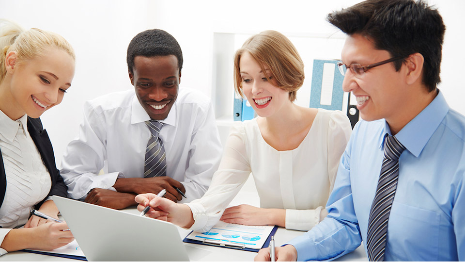 World Market Employee Reviews